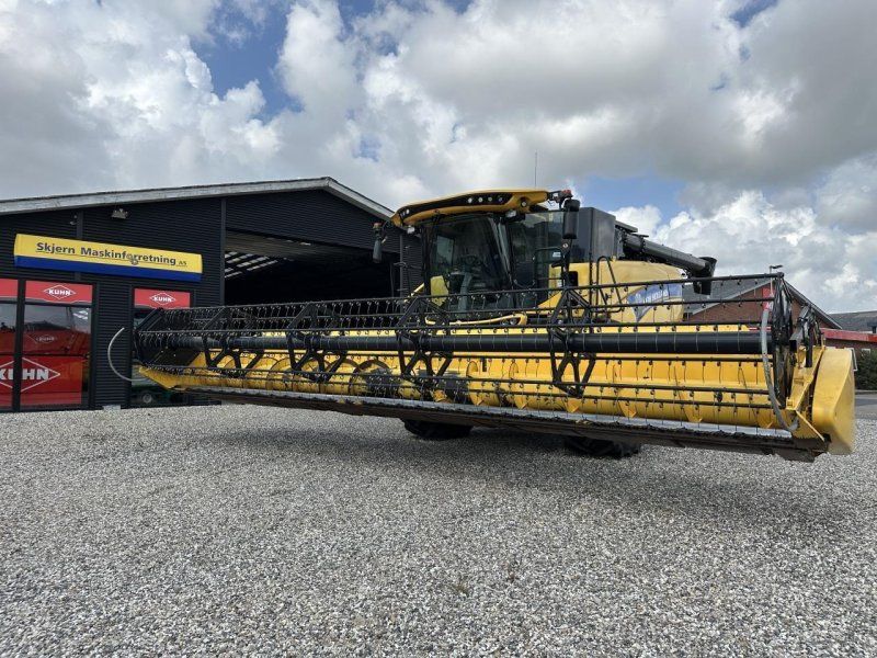 New Holland CX8.90 ST5 ZED