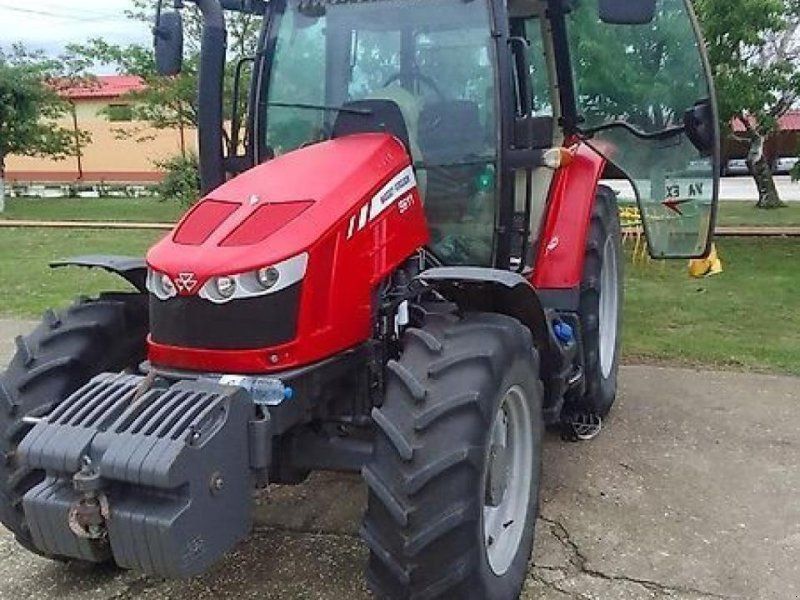 Massey Ferguson 5611-dyna 4- eesential Essential