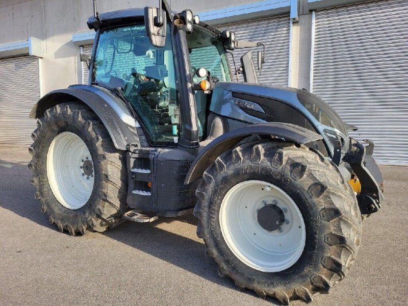 Valtra N 174