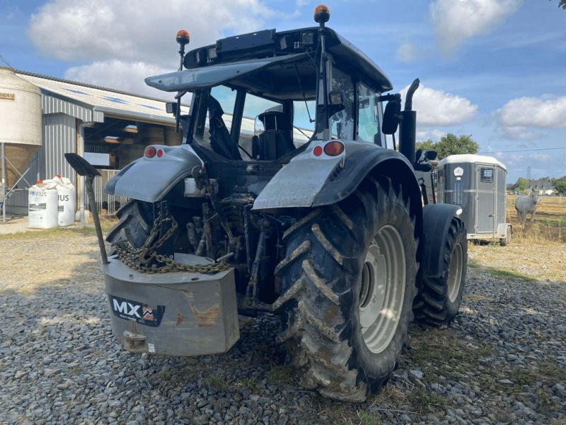 Valtra N 142