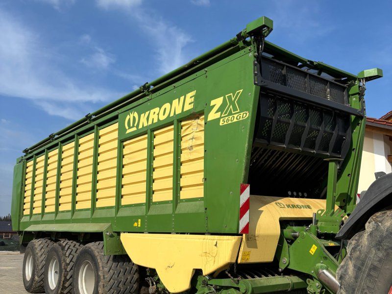 Krone ZX 560 GD Tridem mit Dosierwalzen