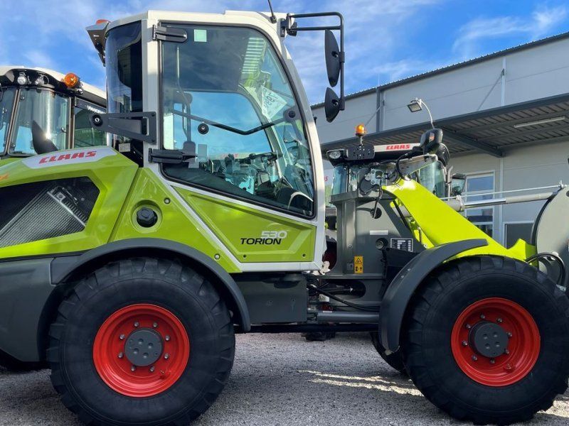 Claas TORION 530