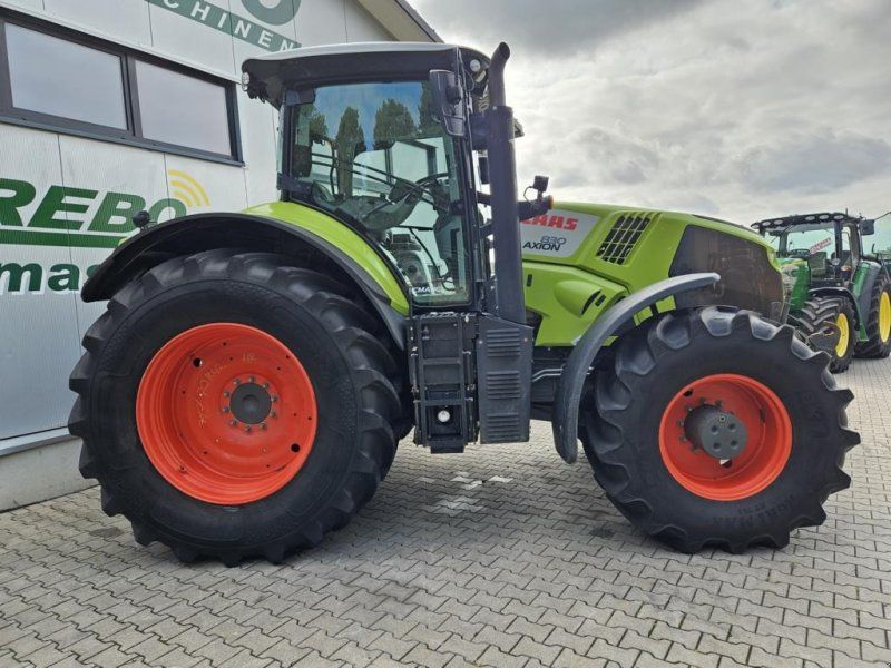 Claas AXION 830 CMatic