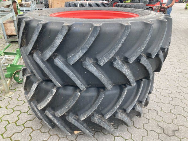 Mitas 2x 650/65R42