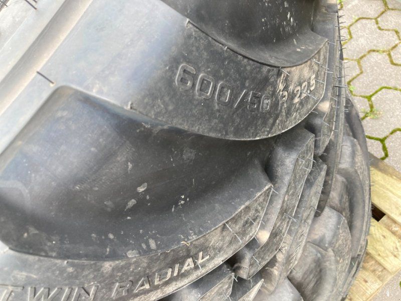 Trelleborg 600/50R22.5