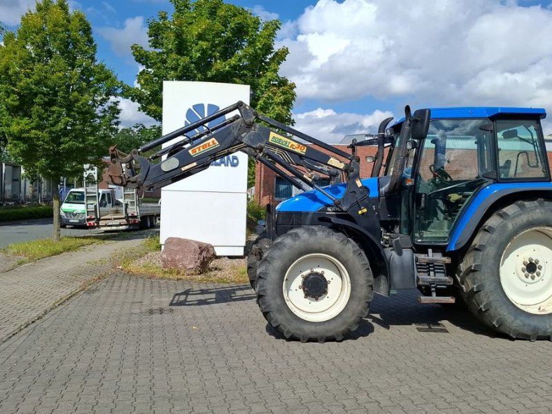 New Holland TS115 / TS 115