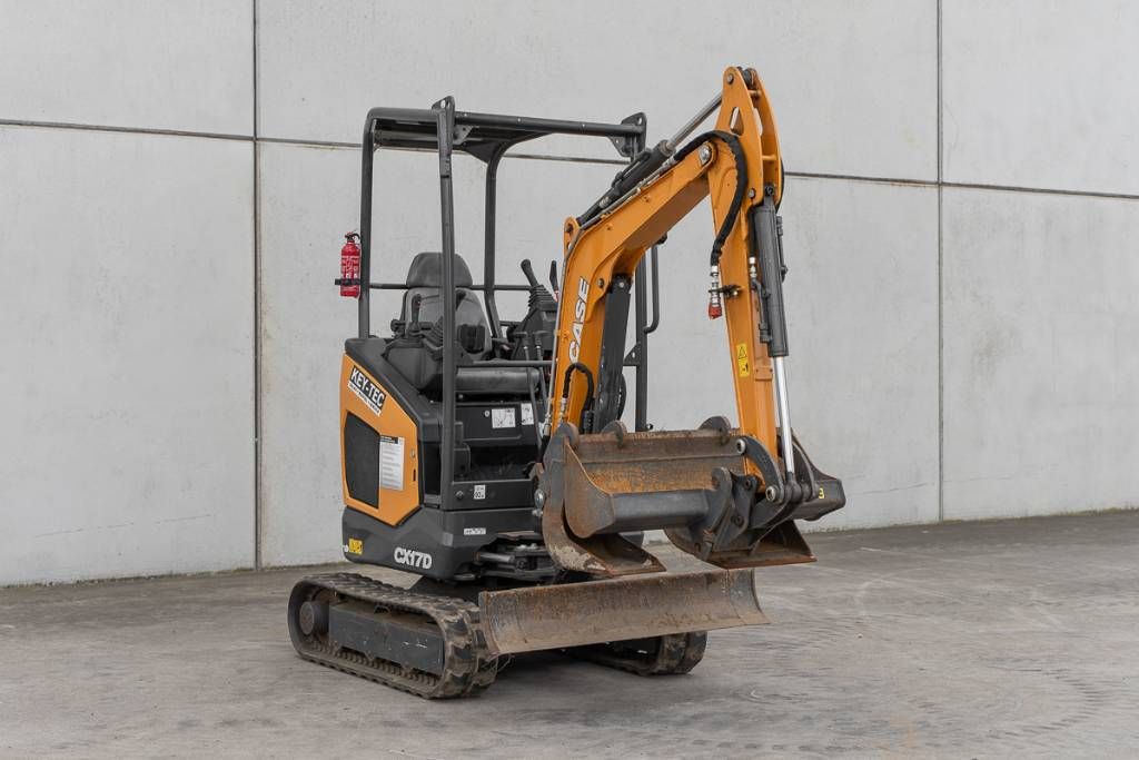 CASE CX 17 D
