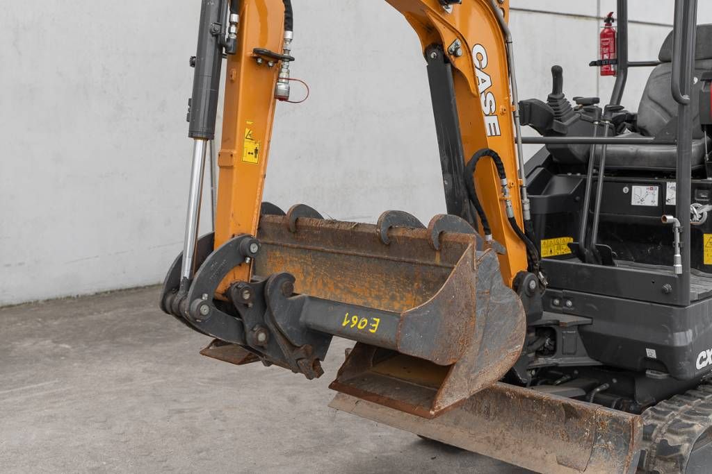 CASE CX 17 D