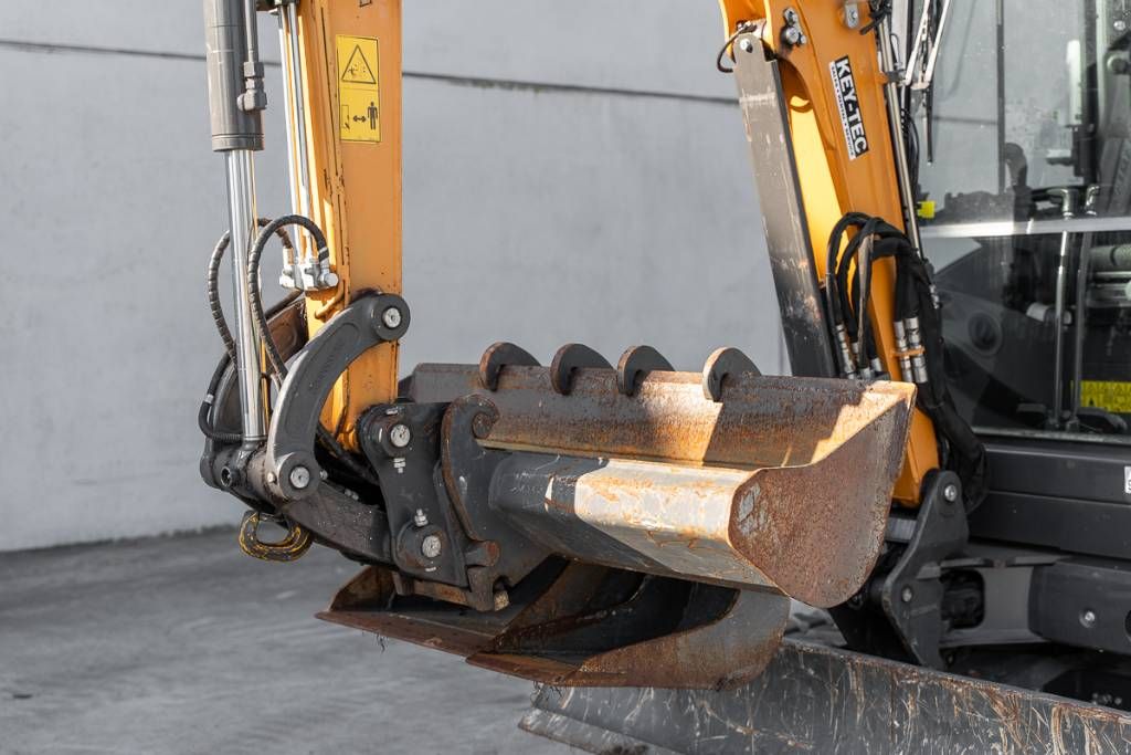 CASE CX 25 D