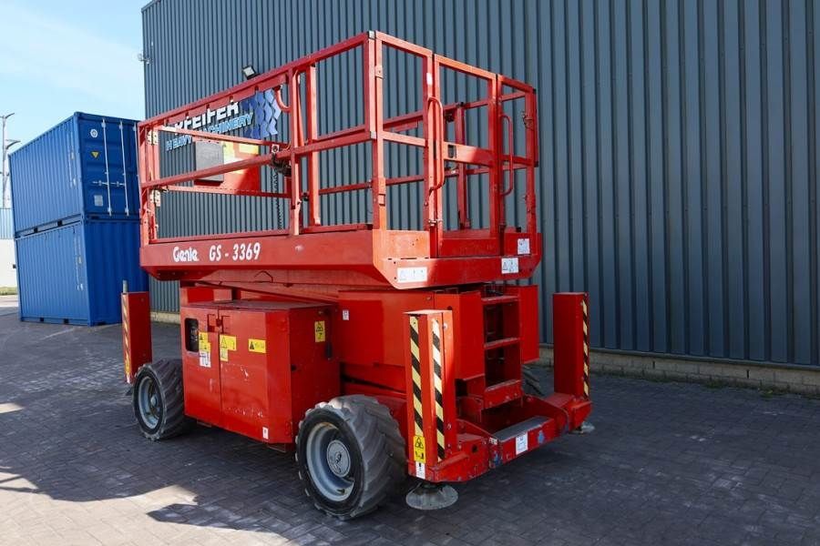 Genie GS3369DC Electric, 11.9m Working Height, 454kg Cap