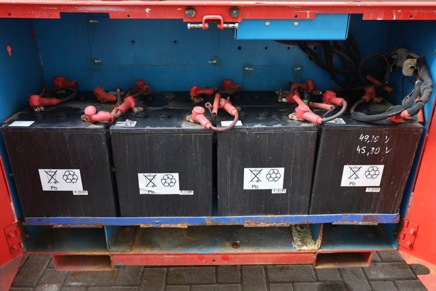 Genie GS3369DC Electric, 11.9m Working Height, 454kg Cap