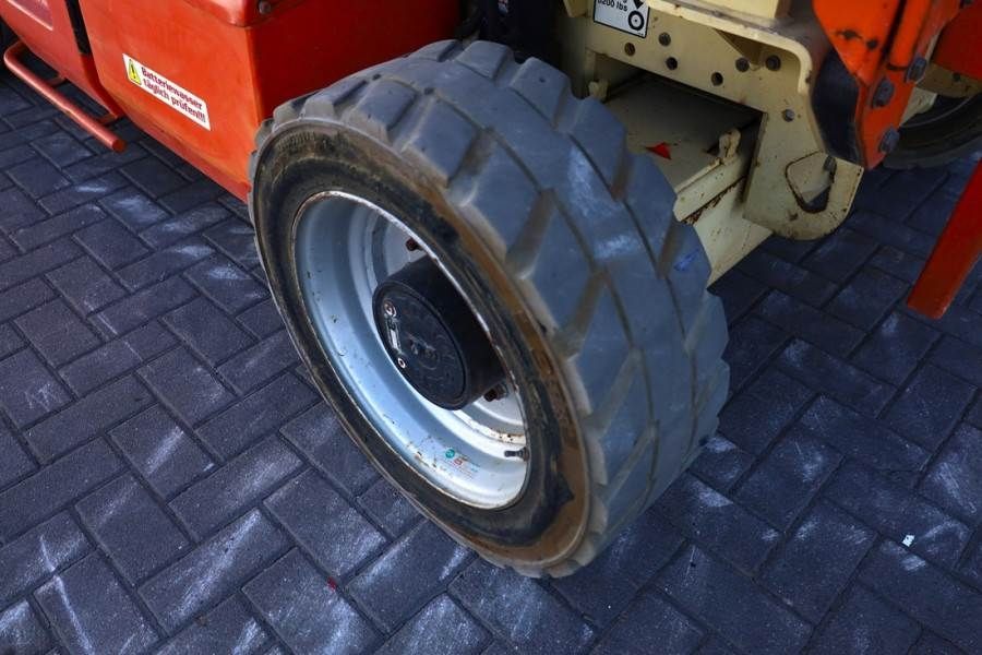 JLG 3369LE Electric, 12m Working Height, 450kg Capacit