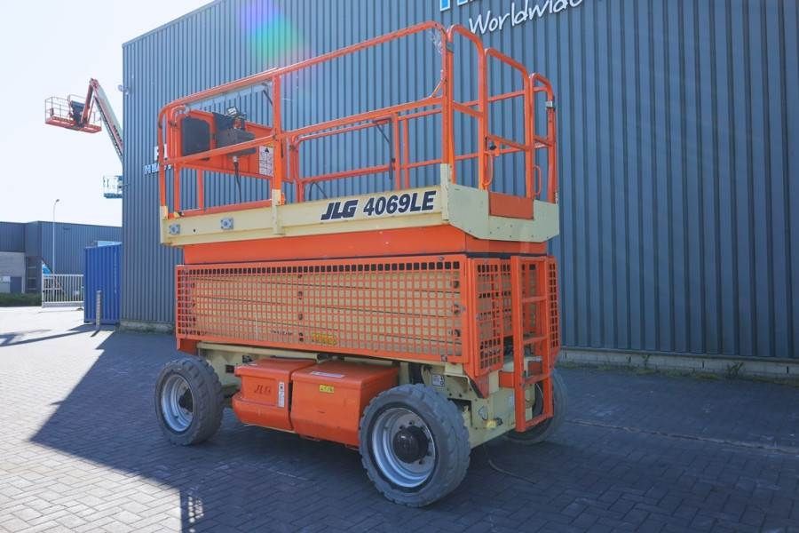 JLG 4069LE Electric, 14.2m Working Height, 360kg Capac