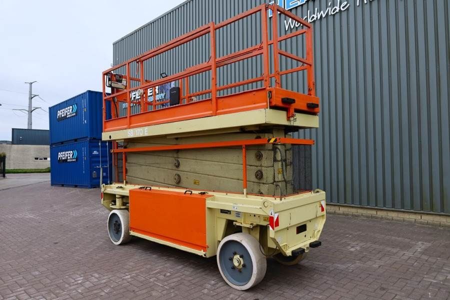 Liftlux SL153-12 Electric, 17.3m Working Height, 500kg Cap