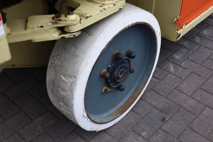 Liftlux SL153-12 Electric, 17.3m Working Height, 500kg Cap