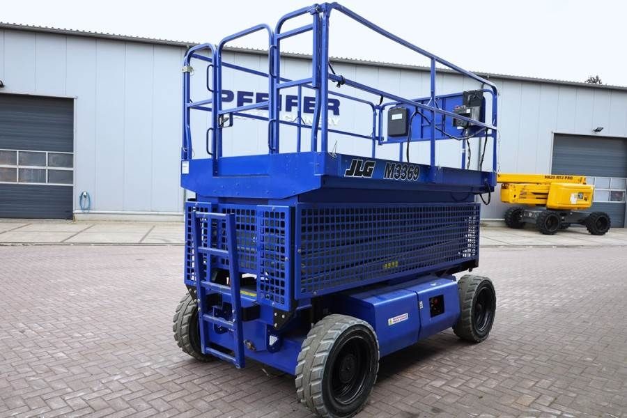 JLG M3369 Hybrid, 12m Working Height, 450kg Capacity,