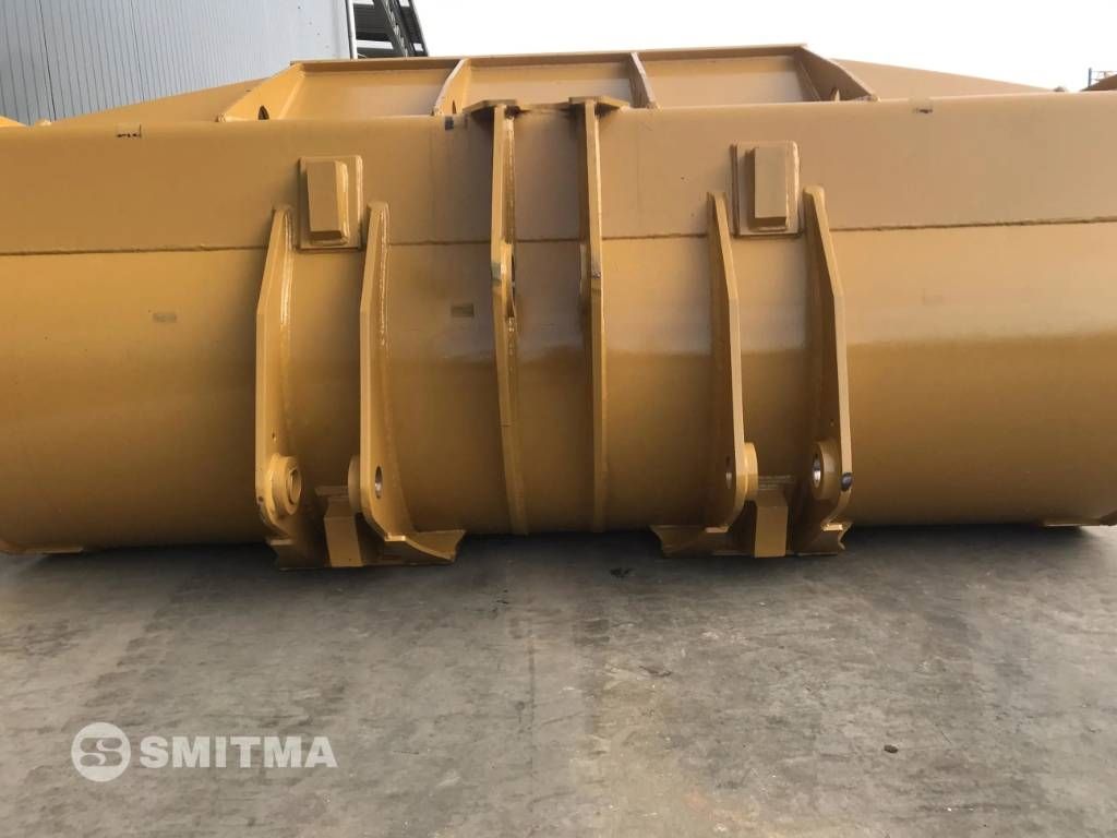 CAT 962M