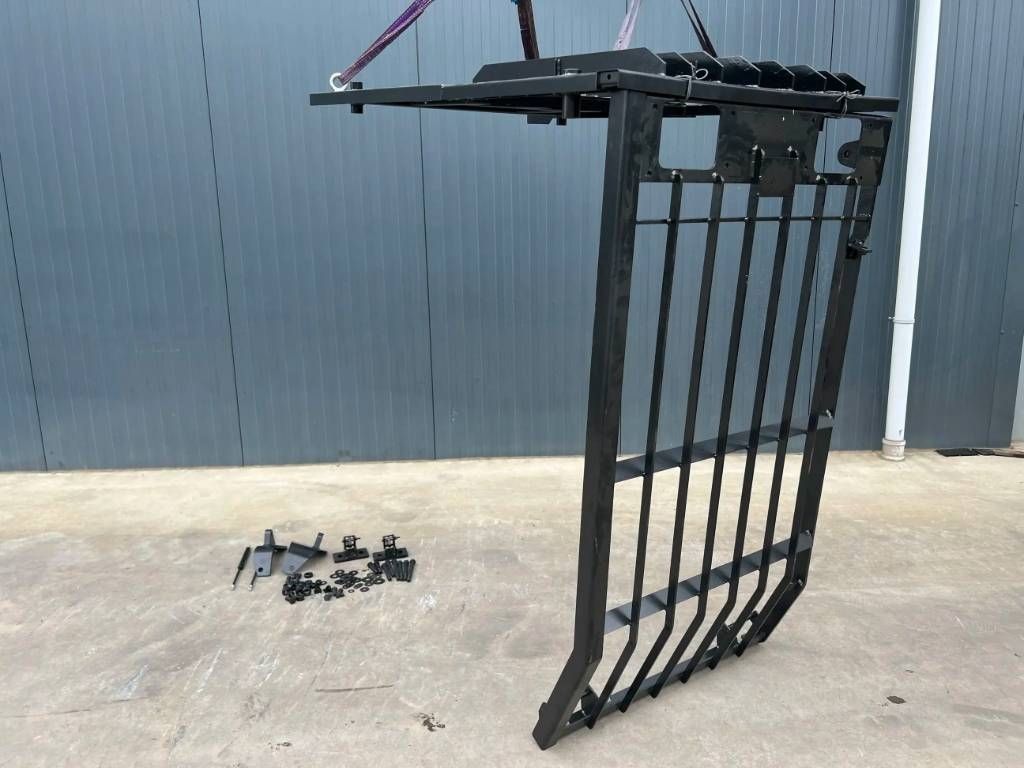 CAT 325C Guard