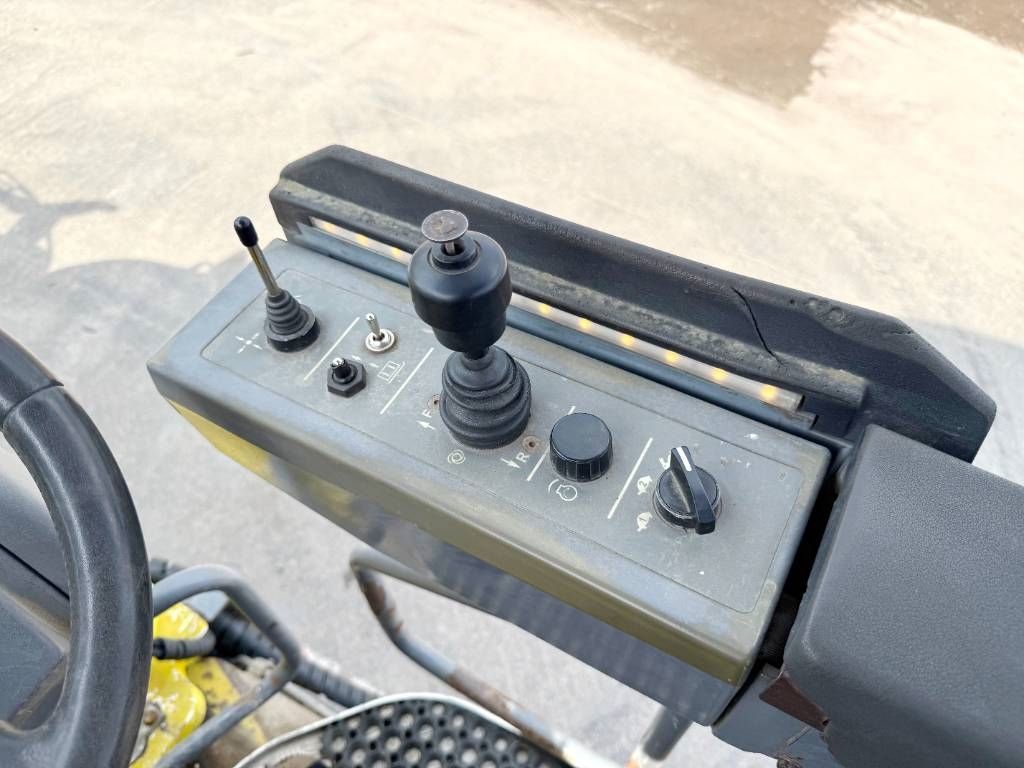 Wirtgen W100F - Dutch Machine / Top Condition