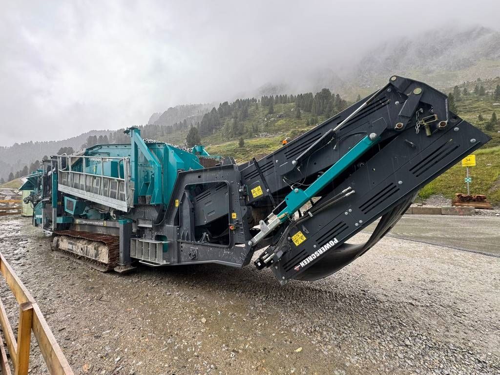 PowerScreen Warrior 2400 - Only 1000 Hours! Extra Conveyor