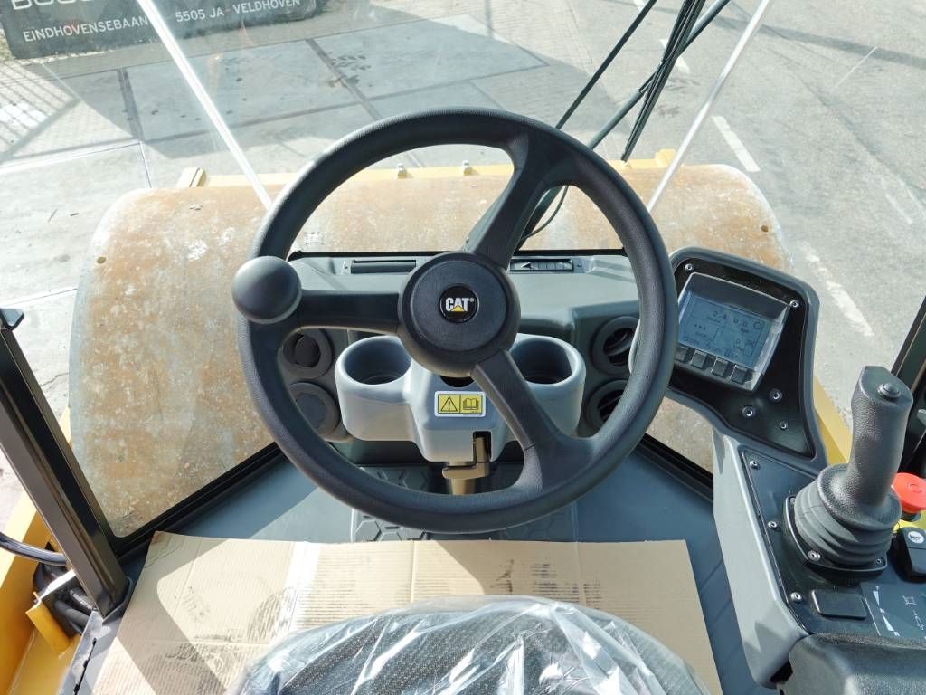 CAT CS66B - CE Certified / Low Hours