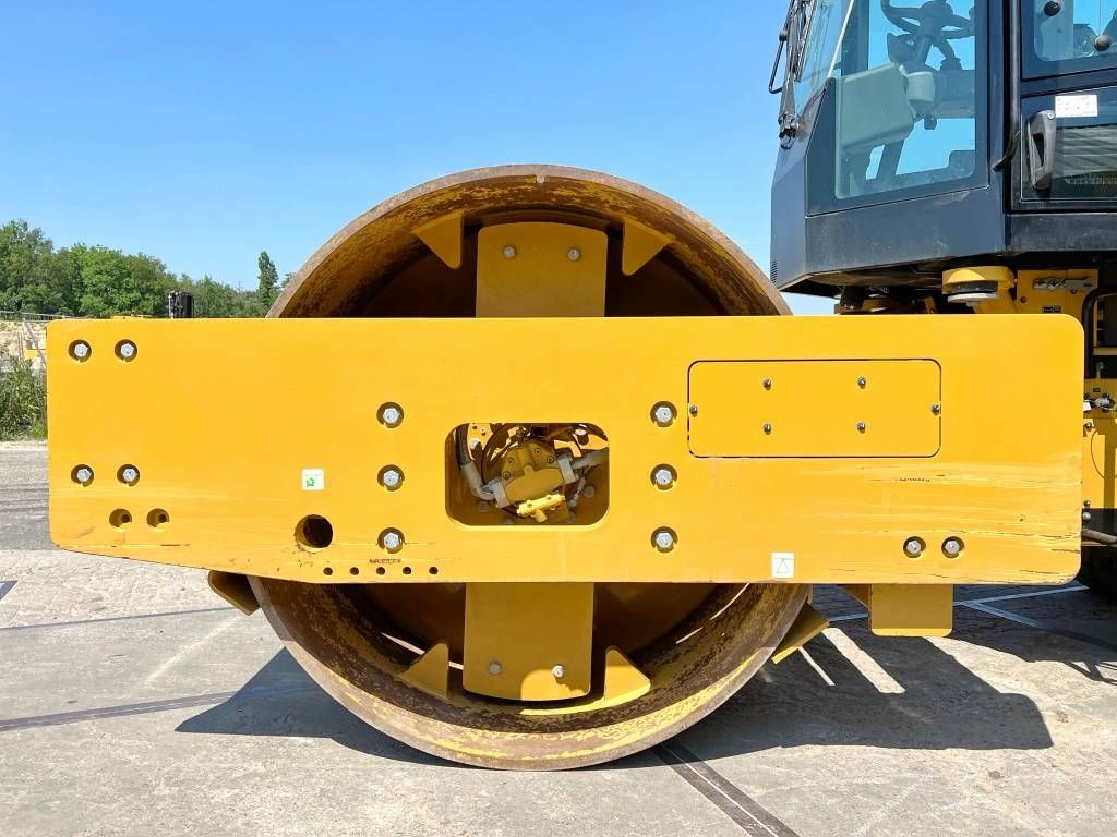 CAT CS66B - Excellent Condition / Low Hours / CE