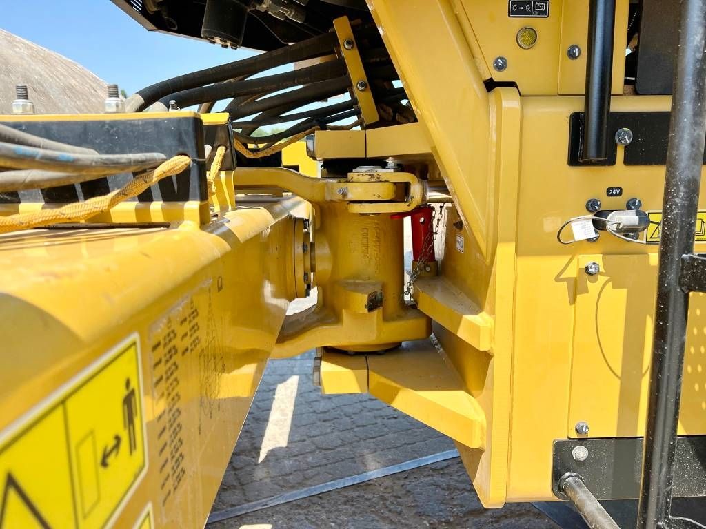CAT CS66B - Excellent Condition / Low Hours / CE