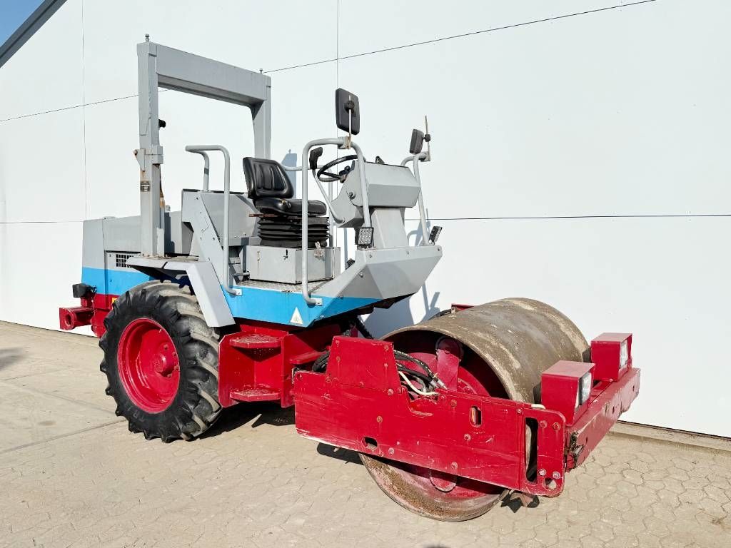 Hamm 2220D - Dutch Machine / Only 4342 Hours!
