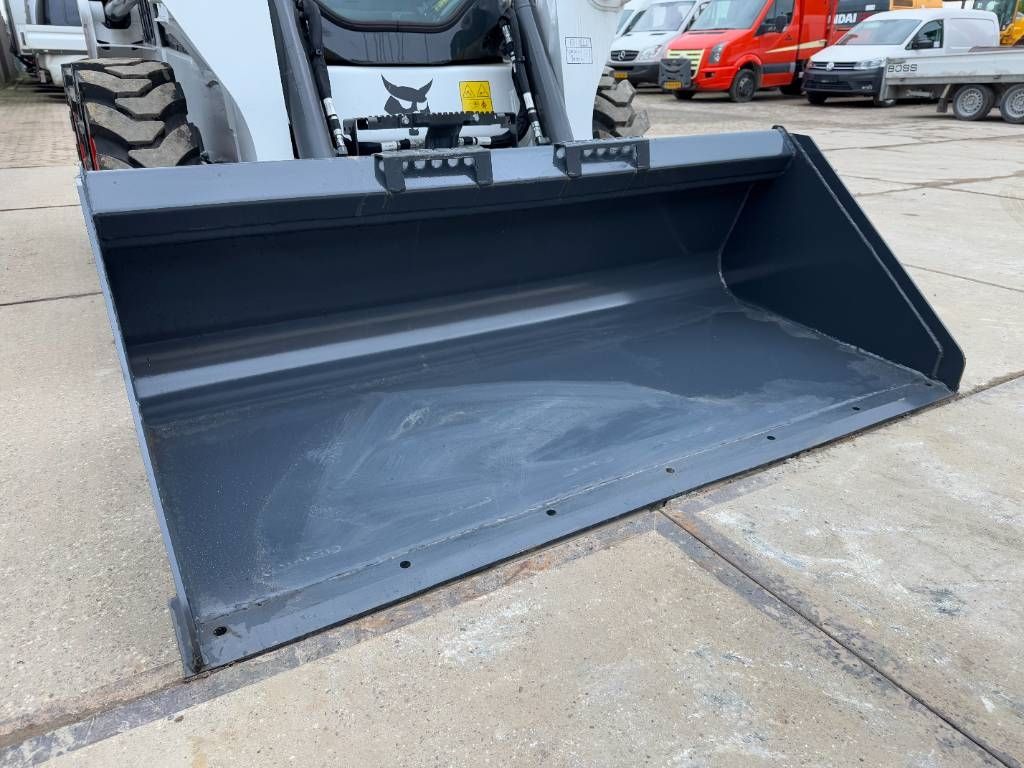 Bobcat S510 - New / Unused / Closed Cabine / AC