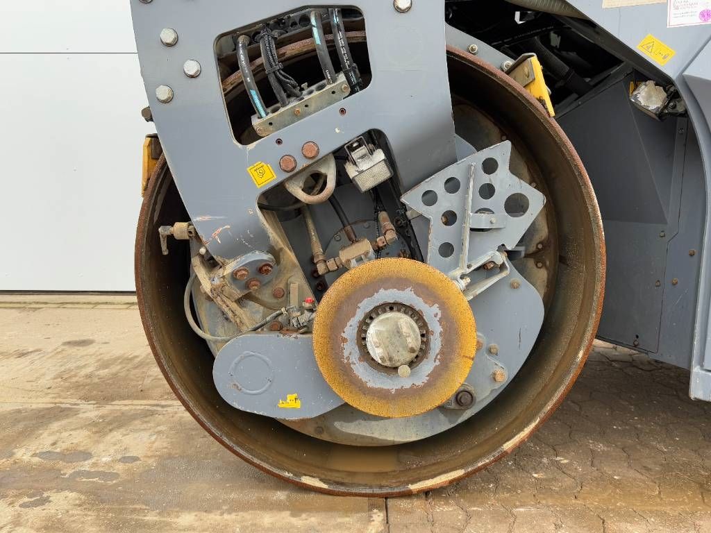 Hamm DV+ 70i VO-S - Dutch Machine / Tandem Roller