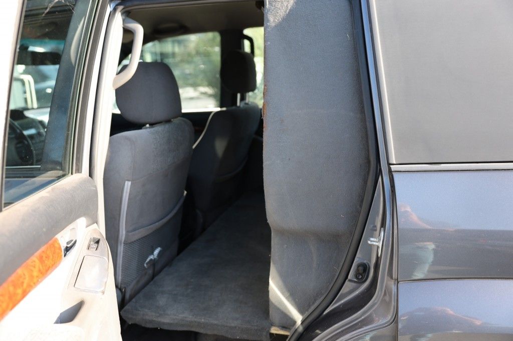 Toyota Landcruiser 120 3.0 D-4D 5DRS VX A/T VAN