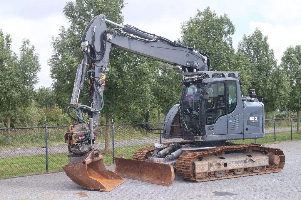 Liebherr R920 K LC COMPACT | BLADE | ROTOTILT | OILQUICK | MAGNET