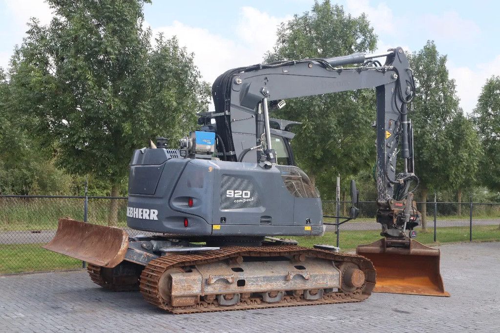 Liebherr R920 K LC COMPACT | BLADE | ROTOTILT | OILQUICK | MAGNET