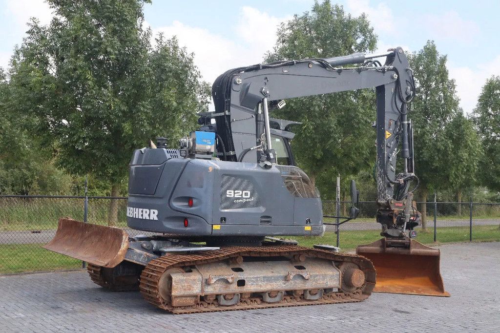 Liebherr R920 K LC COMPACT | BLADE | ROTOTILT | OILQUICK | MAGNET