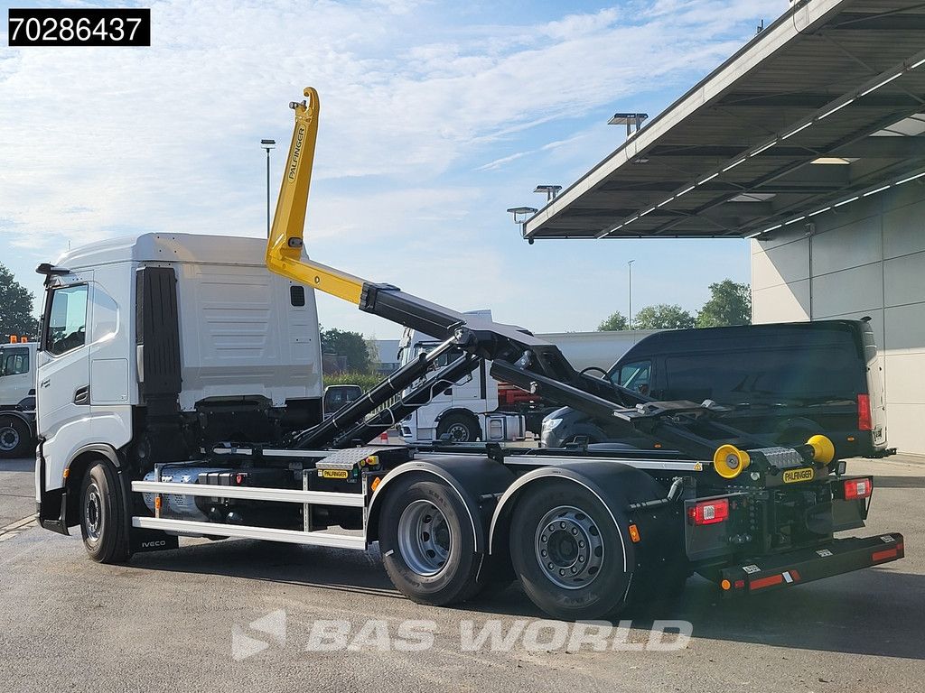 Iveco X-Way 580 6X2 Palfinger PHT20SLD5 Hooklift Lift+steering Axle Automatic Navi ACC LED Euro 6