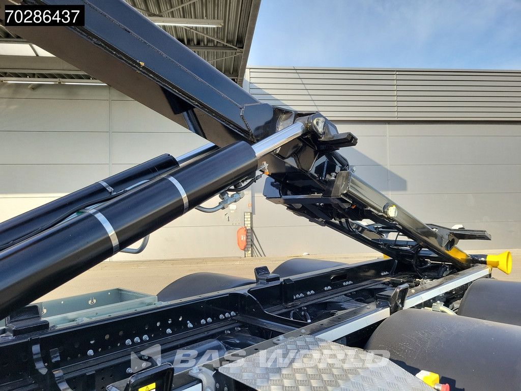 Iveco X-Way 580 6X2 Palfinger PHT20SLD5 Hooklift Lift+steering Axle Automatic Navi ACC LED Euro 6