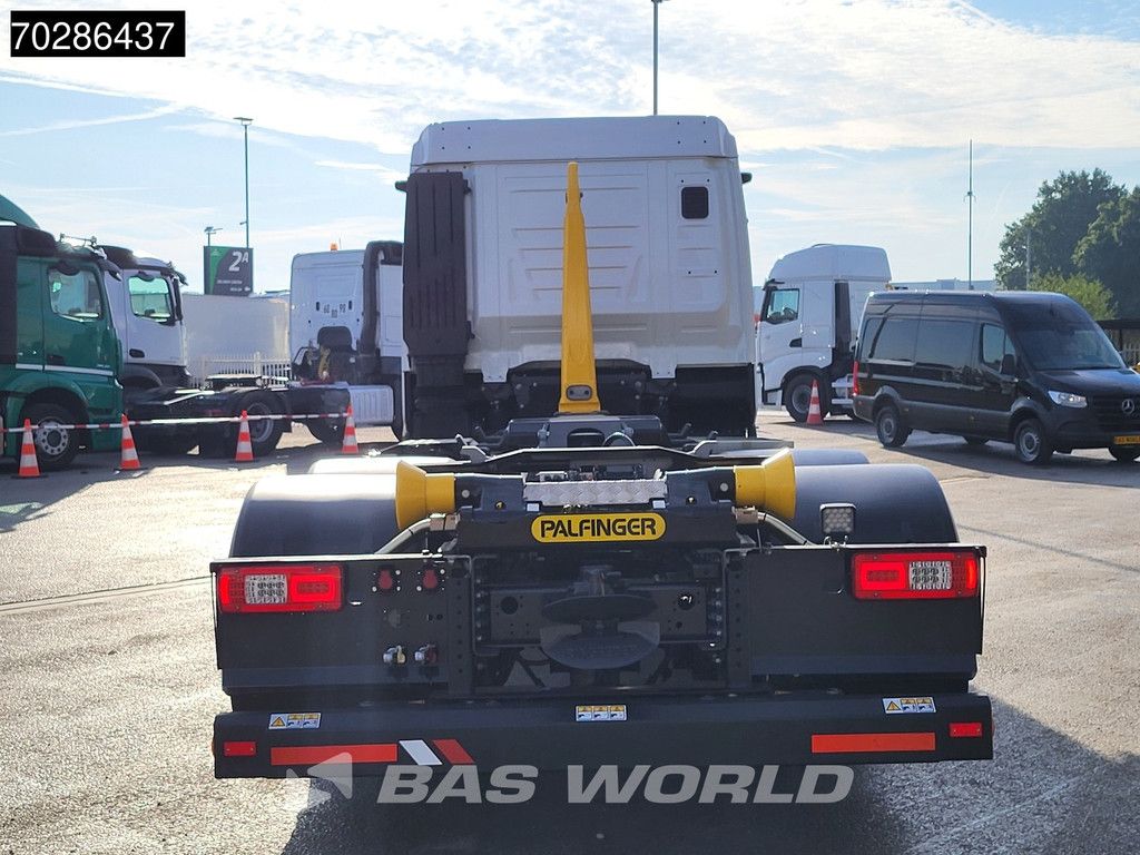 Iveco X-Way 580 6X2 Palfinger PHT20SLD5 Hooklift Lift+steering Axle Automatic Navi ACC LED Euro 6