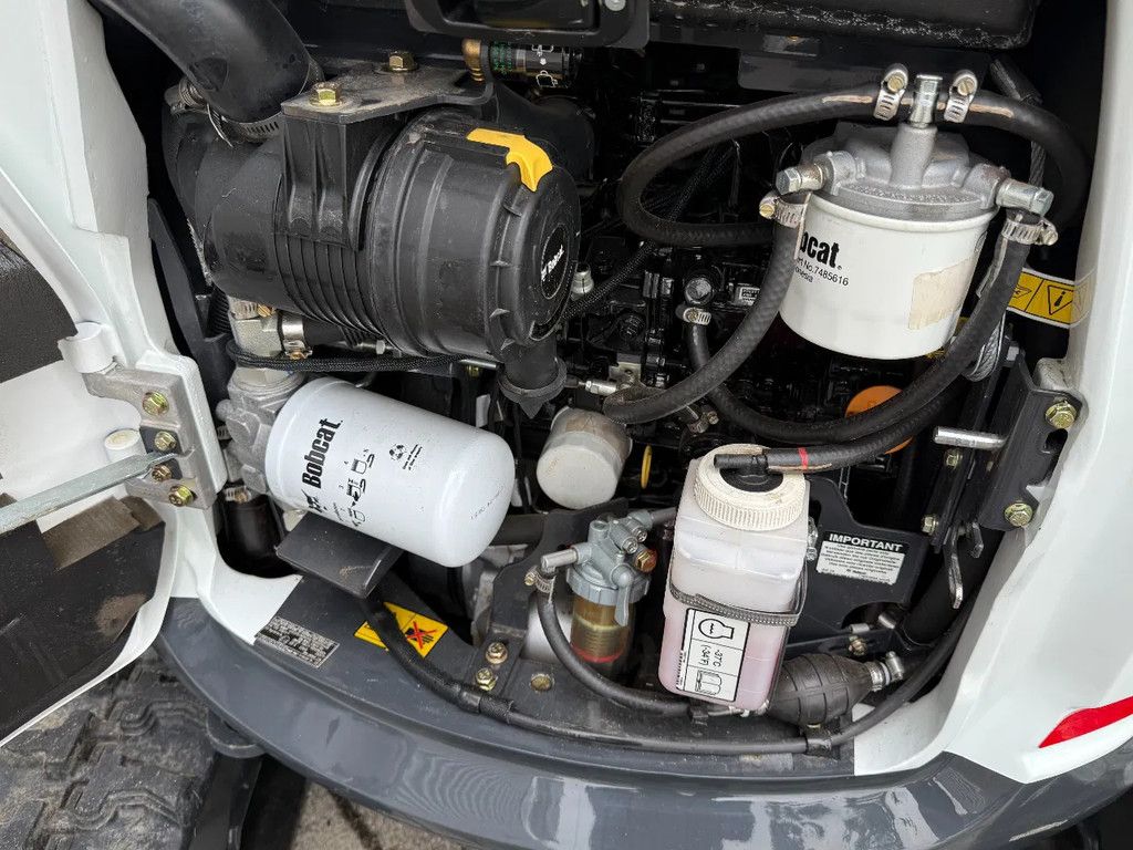 Bobcat E20z