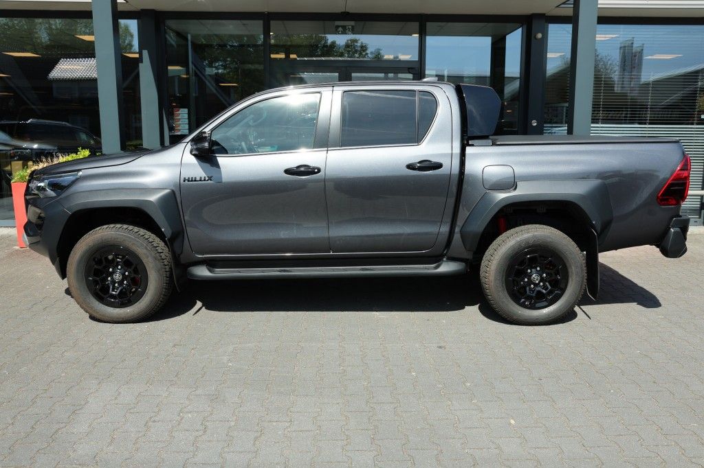 Toyota Hilux 2.8 D-4D DUBBEL CABIN GR SPORT A/T 2 SITZ 4WD VAN *BPM VRIJ*