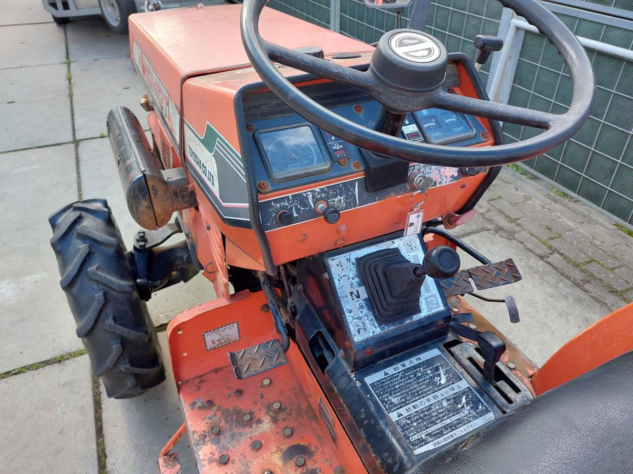 Hinomoto E2304 4 WD 23 PK