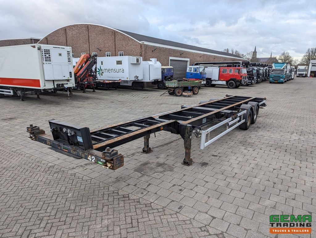 Floor FLCO 12-18 2-Achsen-BPW – Trommelbremsen – 2x 20FT 1 x 40FT - 4140KG
