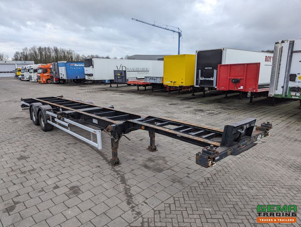 Floor FLCO 12-18 2-Achsen-BPW – Trommelbremsen – 2x 20FT 1 x 40FT - 4140KG