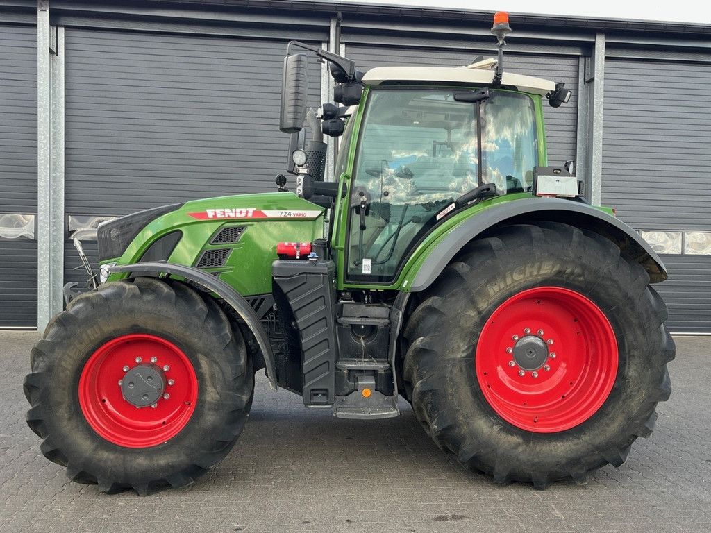 FENDT 724 VARIO WG3944
