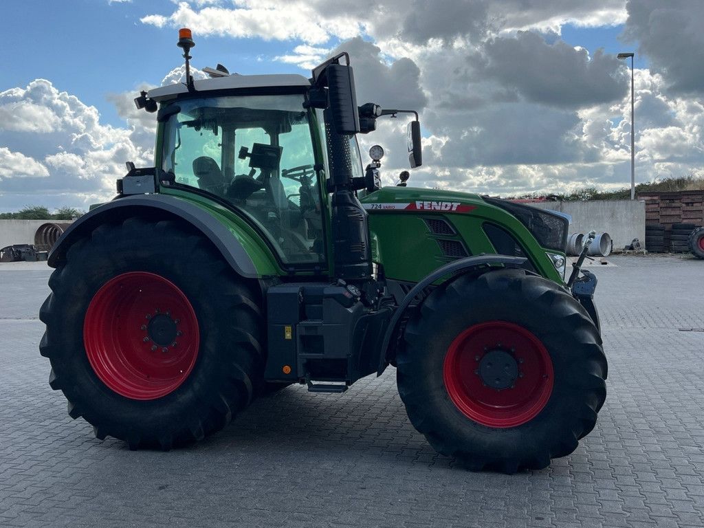 FENDT 724 VARIO WG3944