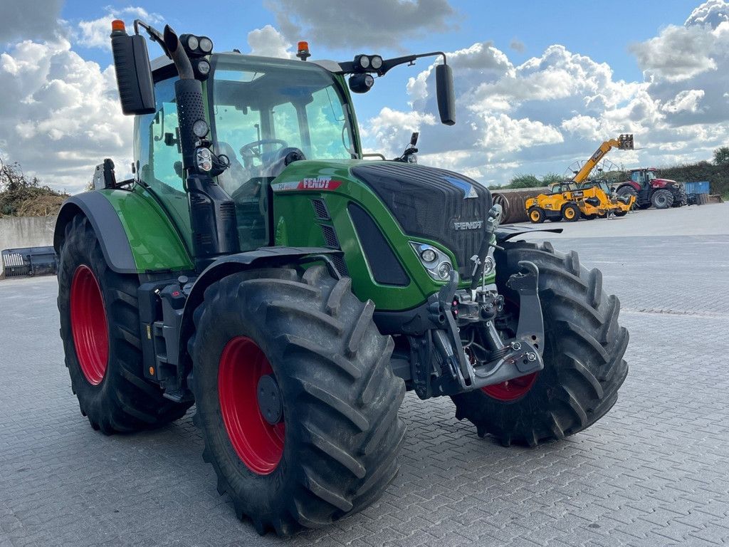 FENDT 724 VARIO WG3944