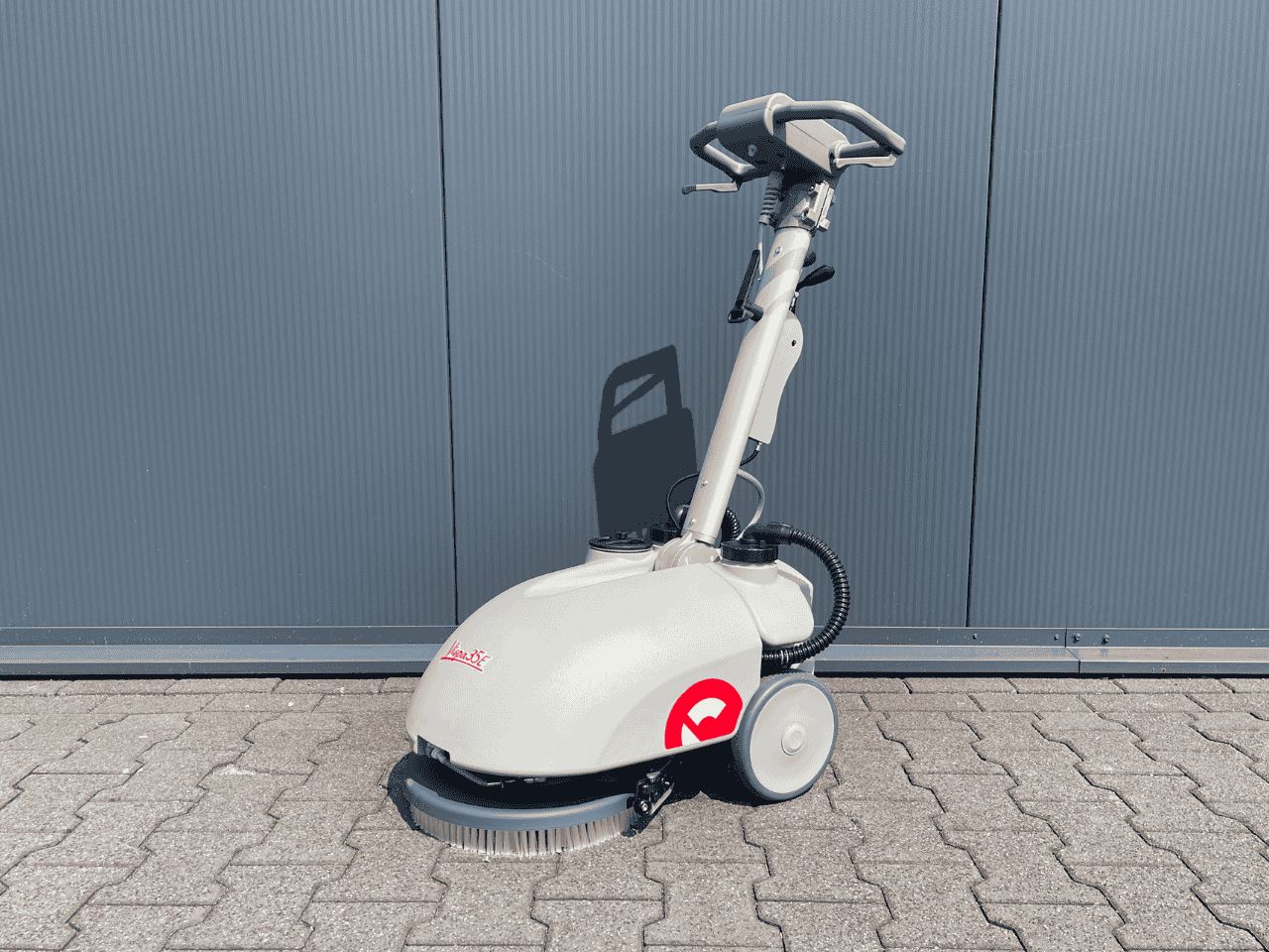 Comac Vispa 35E
