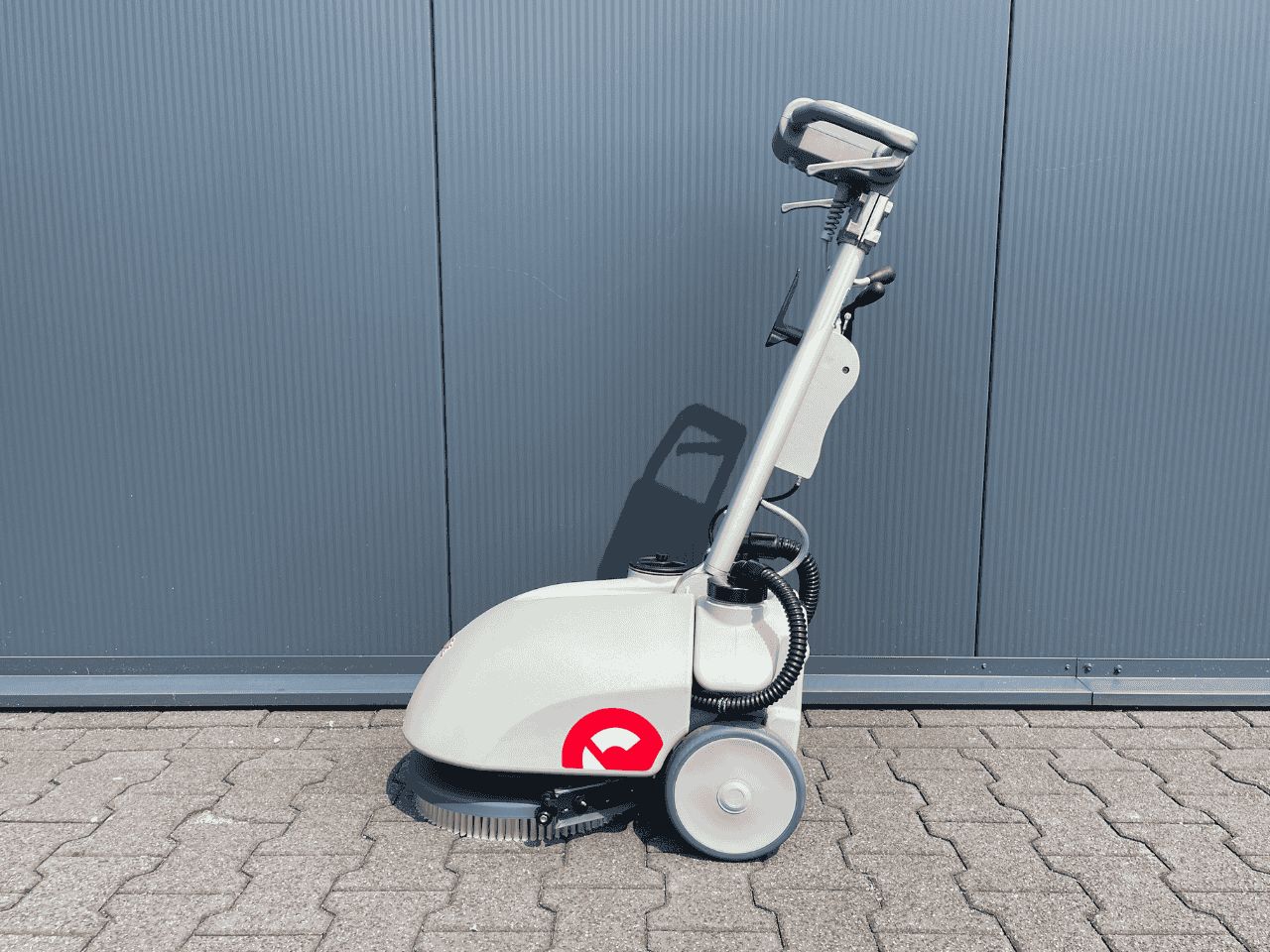 Comac Vispa 35E