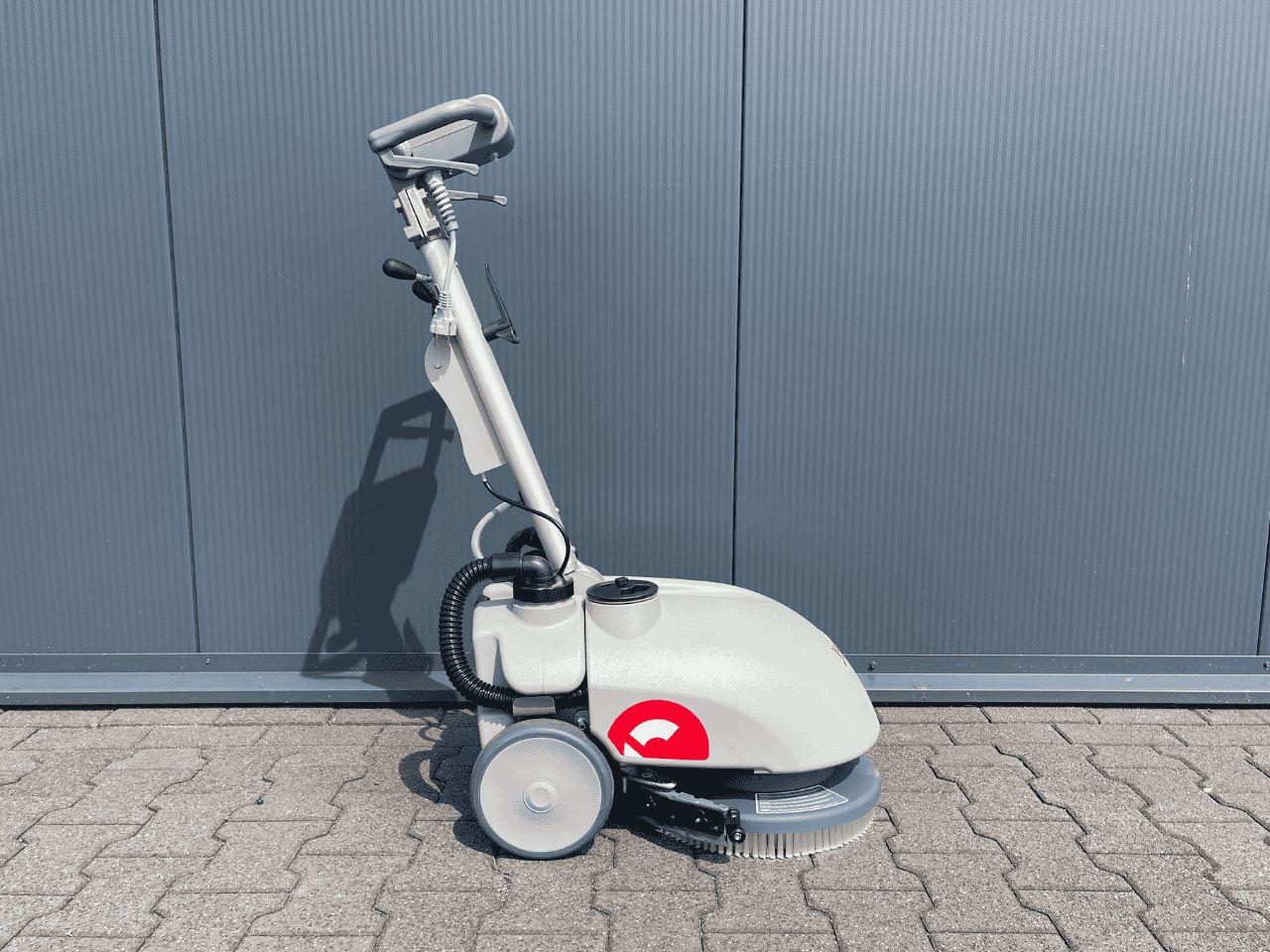 Comac Vispa 35E