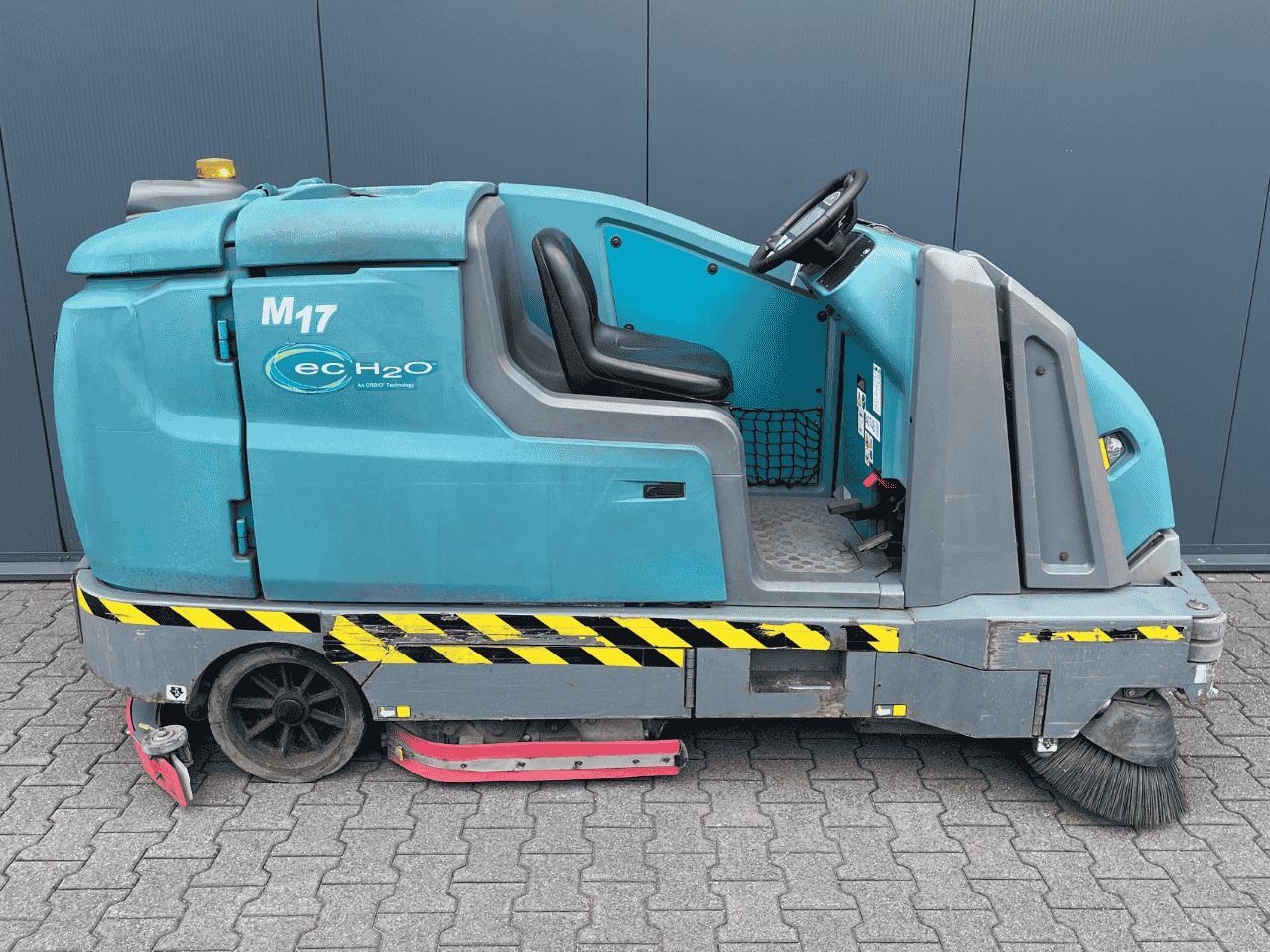 Tennant M17