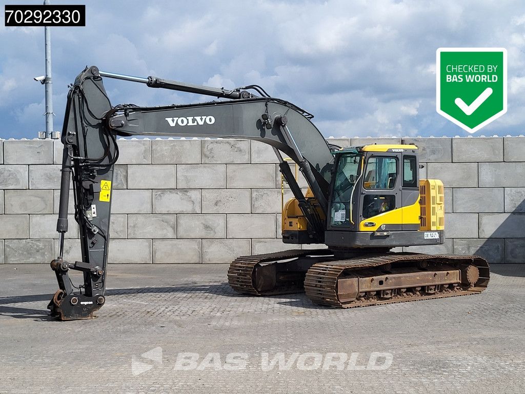 Volvo ECR235 D